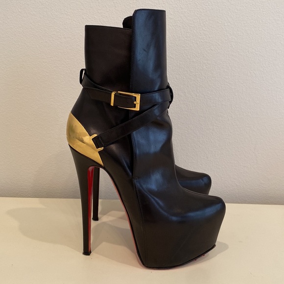 Christian Louboutin 6” Heel Booties Personally Signed by Designer EUC - Picture 2 of 7